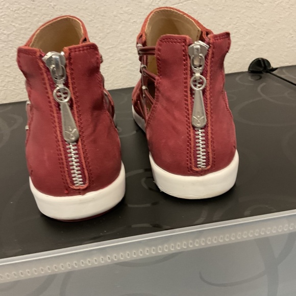 EUC Emu Australia leather booties 9 - Picture 4 of 7